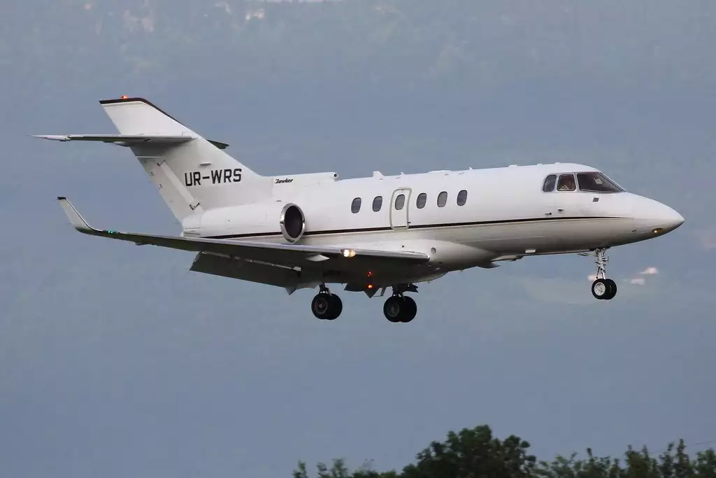 UR-WRS Hawker 850XP Igor Kolomojsky