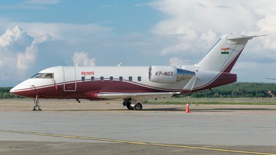 Jet privado Canadair Challenger 604 VT-NGS Gautan Singhania