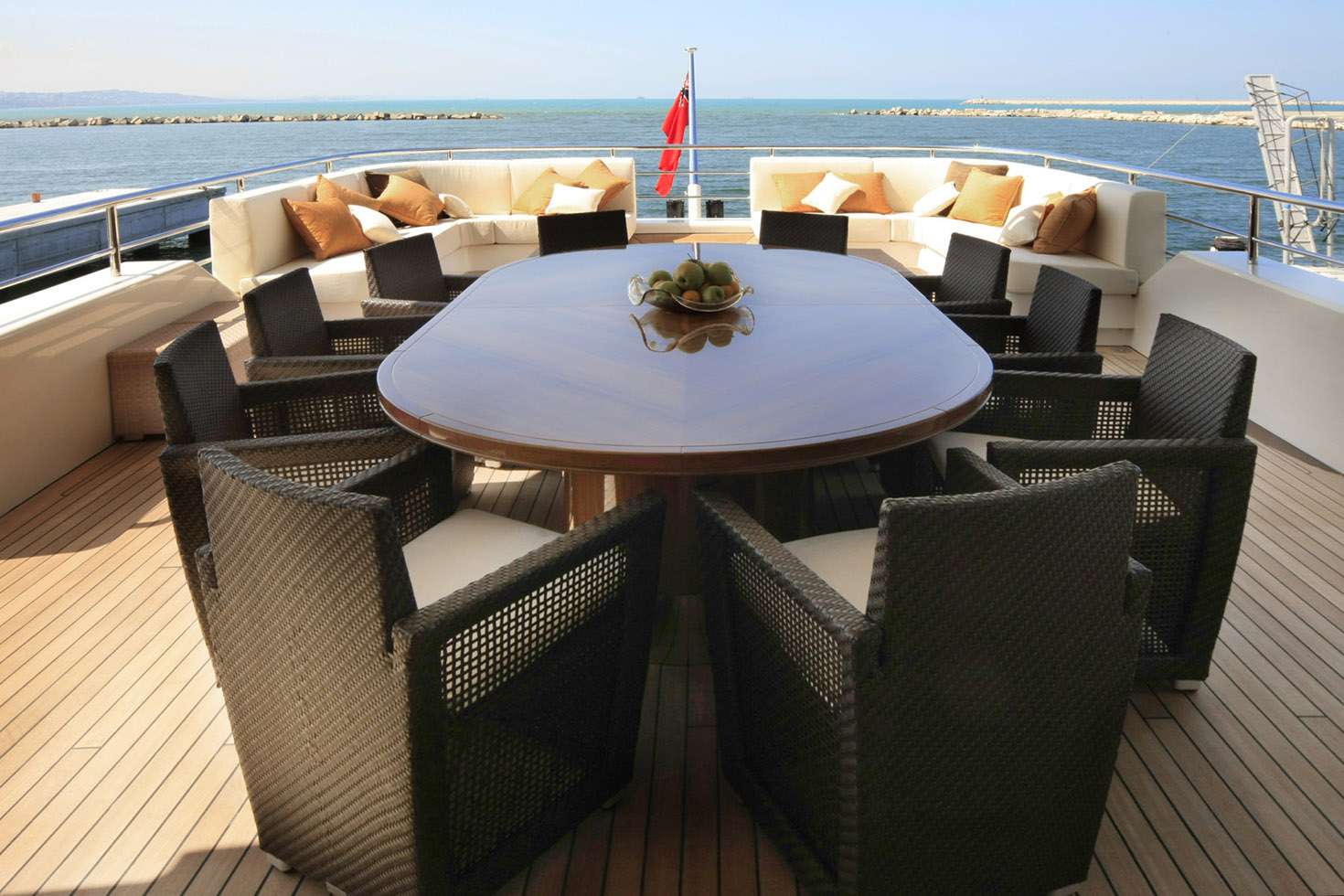 ISA yacht MUSE interior