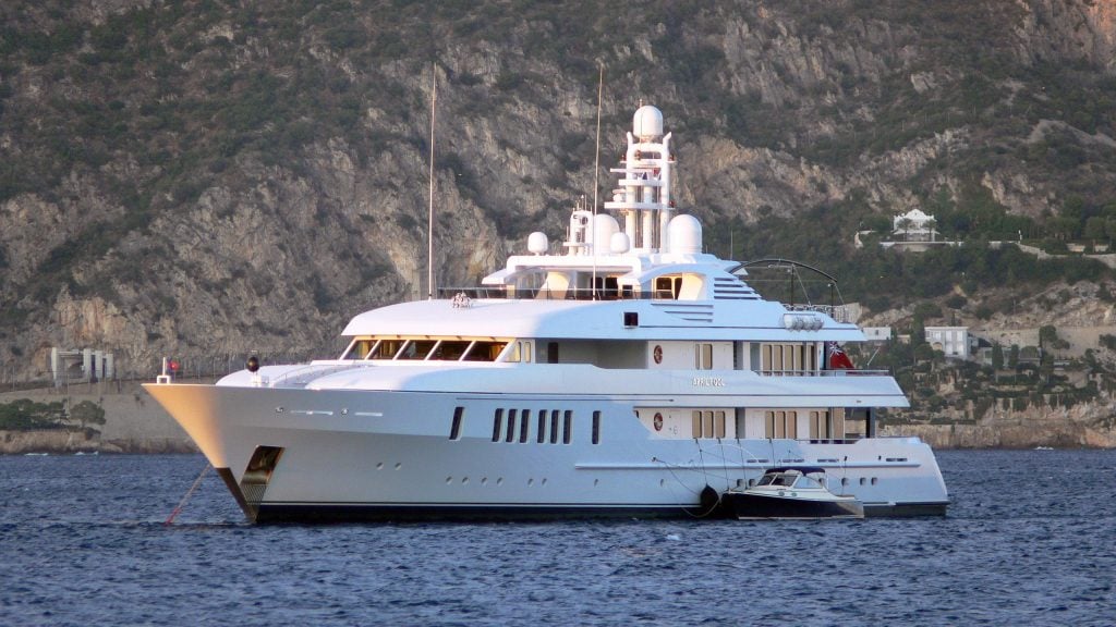 yacht APRIL FOOL – Feadship – 2006 – Sanford Weill