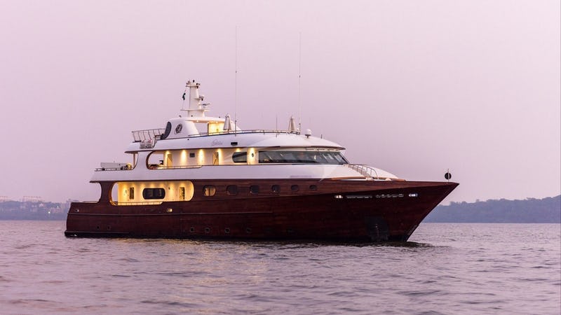 gautam singhania yacht