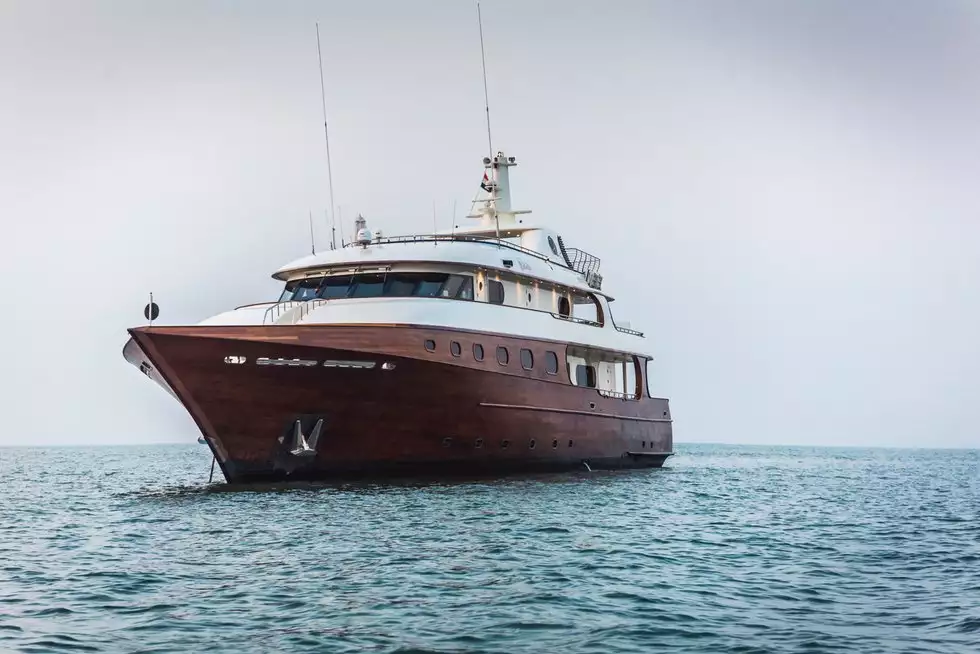 ASHENA Yacht • Wadia • 2006 • المالك Gautan Singhania