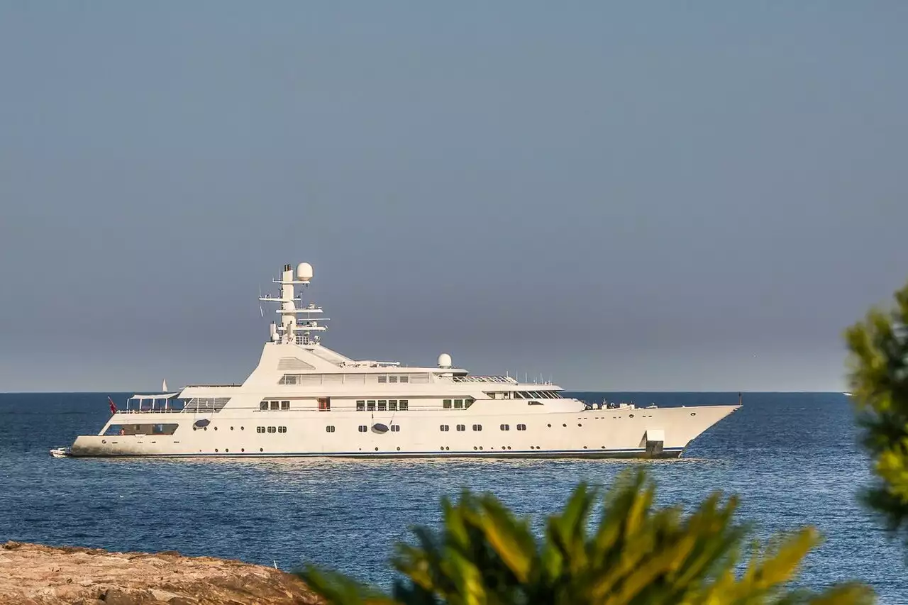 yacht Grand Ocean – 80m – Blohm + Voss - Nidal Karameh