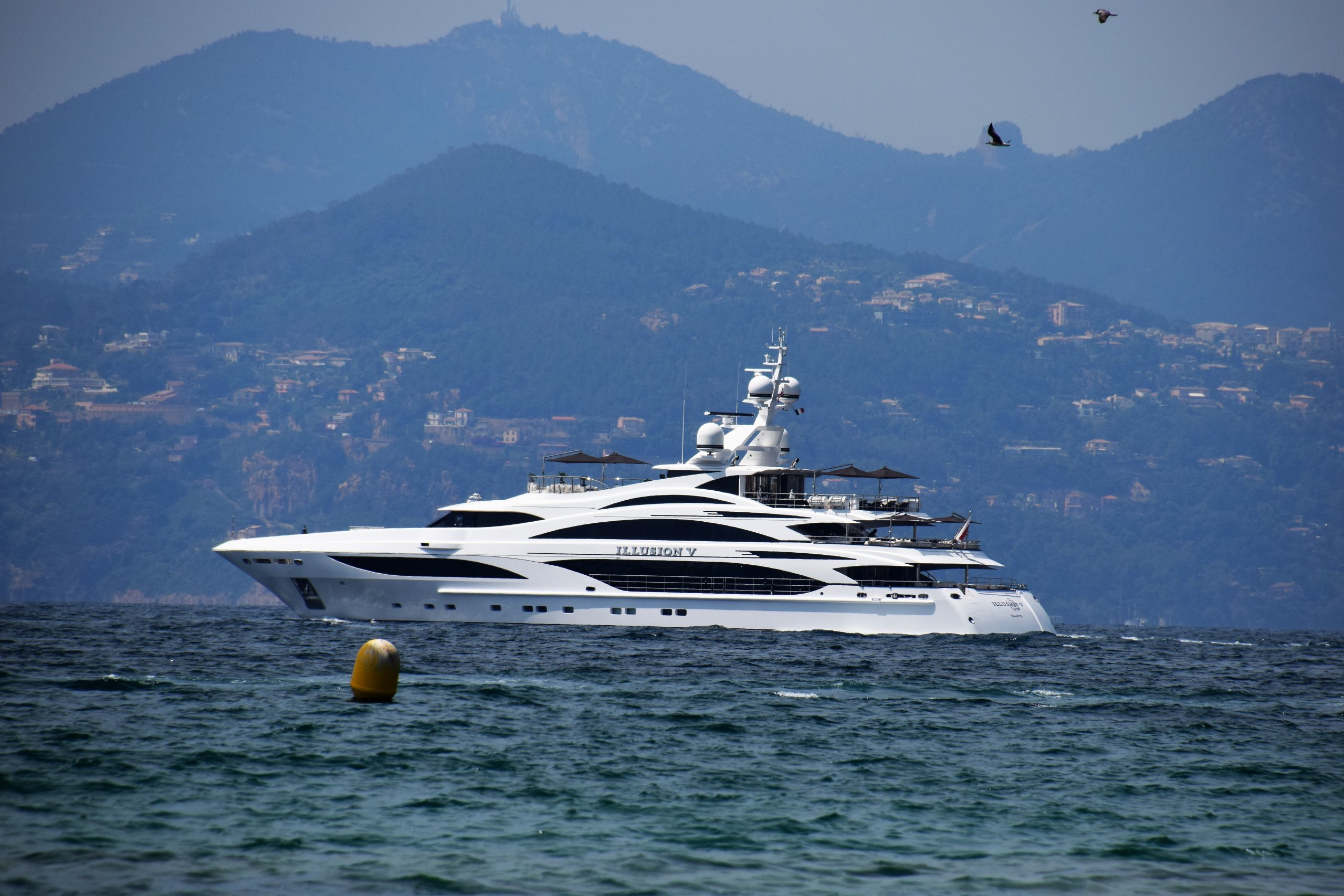 yacht Illusion V – Benetti – 2002 – Brett Palos