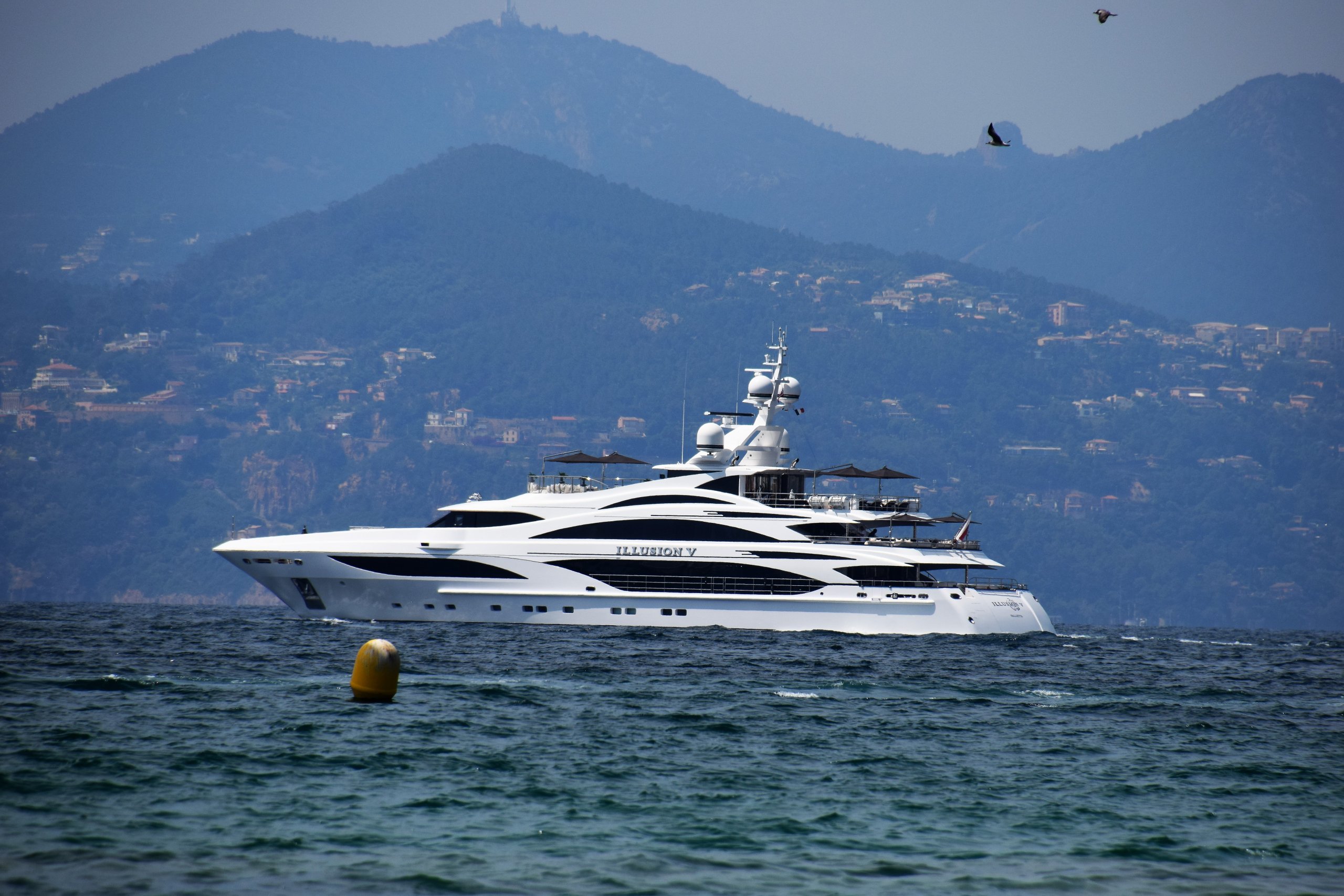 jacht Illusion V – Benetti – 2002 – Brett Palos