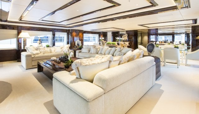 yacht Illusion V interior 