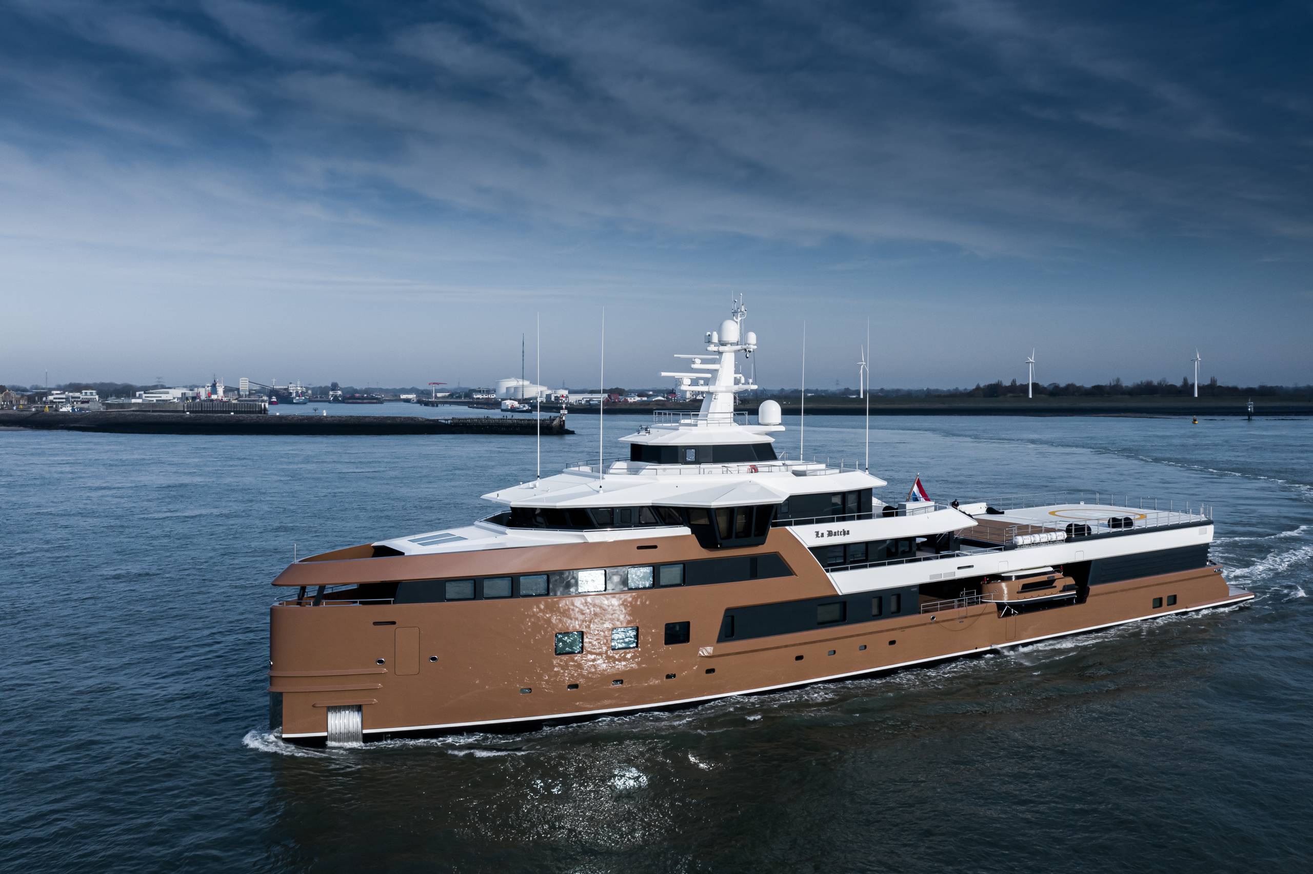 LA DATCHA Yacht • Oleg Tinkov $110M Superyacht • Damen Sea Explorer • 2019