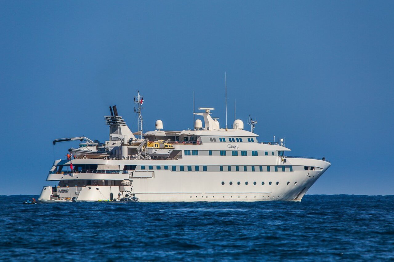 yacht Lauren L – 90m – Cassens-Werft – Igor Kolomoisky 