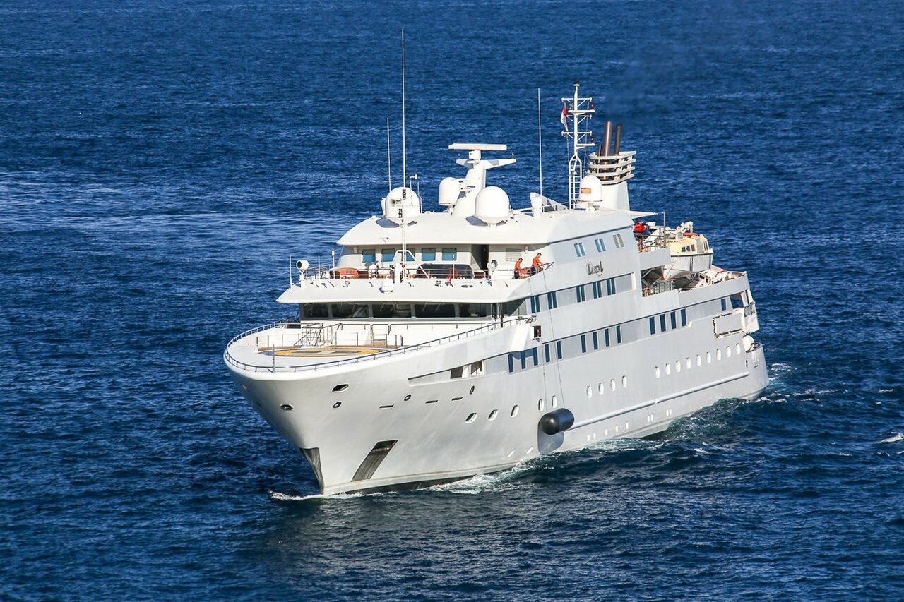 yate Lauren L - 90m - Cassens-Werft - Igor Kolomoisky 