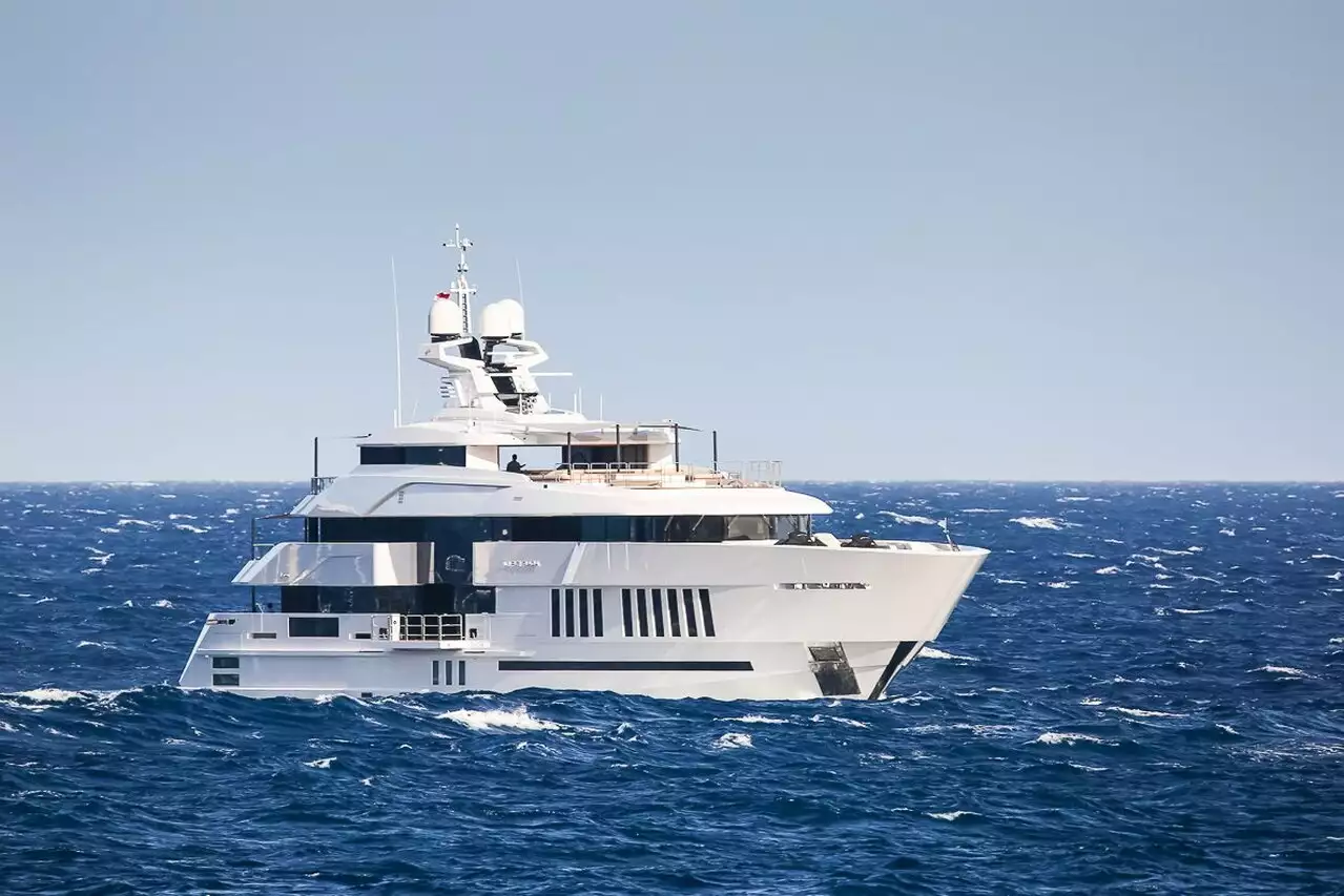 яхта Life Saga – 65м – Admiral Yachts – Геннадий Айвазян