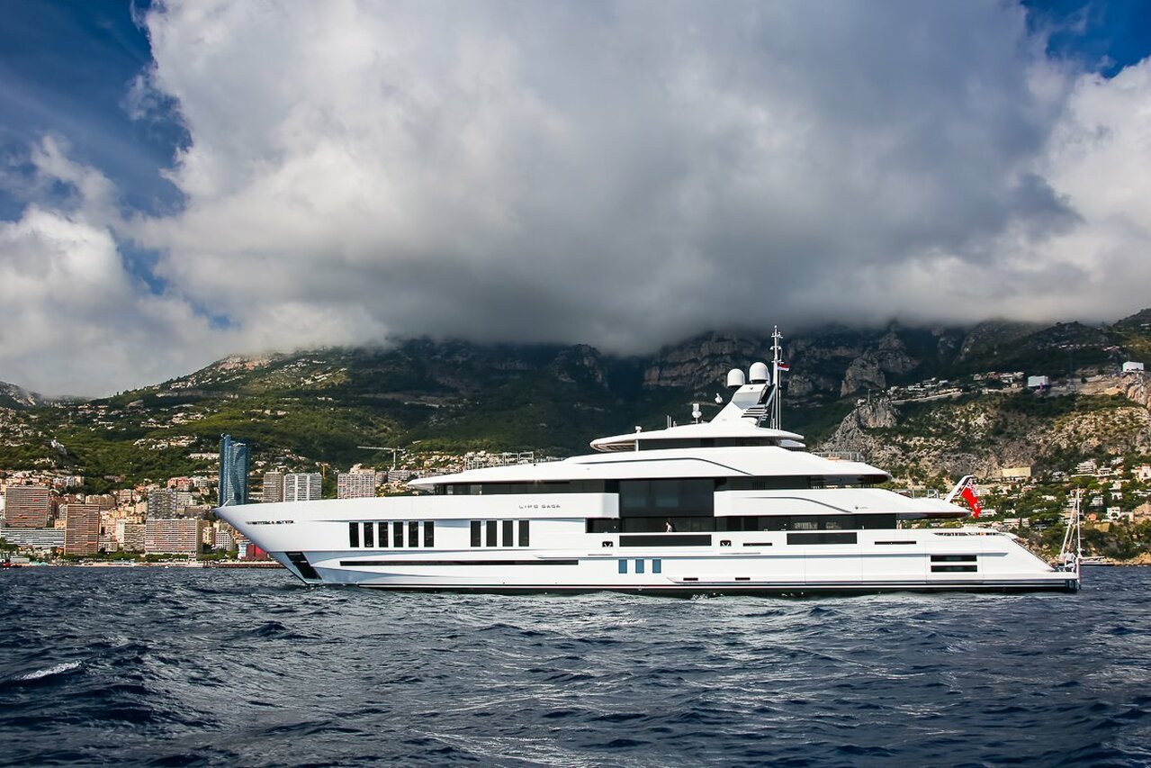 jacht Life Saga – 65m – Admiral Yachts – Gennady Ayvazyan