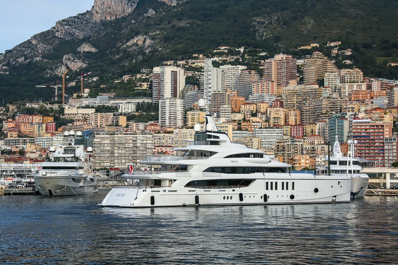 Yate artesanal • Benetti • 2019 • Propietario Todd Chaffee