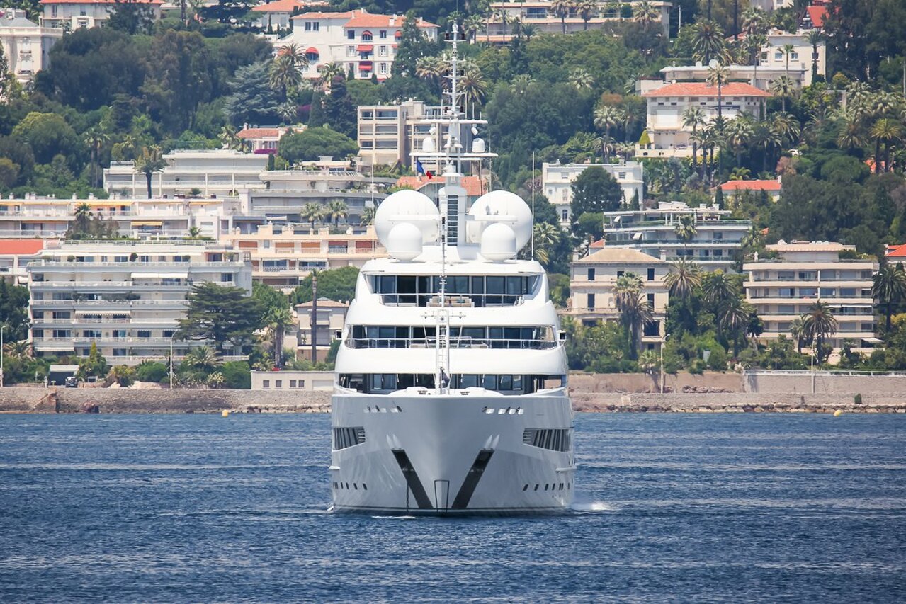 yacht Naia – 74m – Freire – Saleh Abdullah Kamel