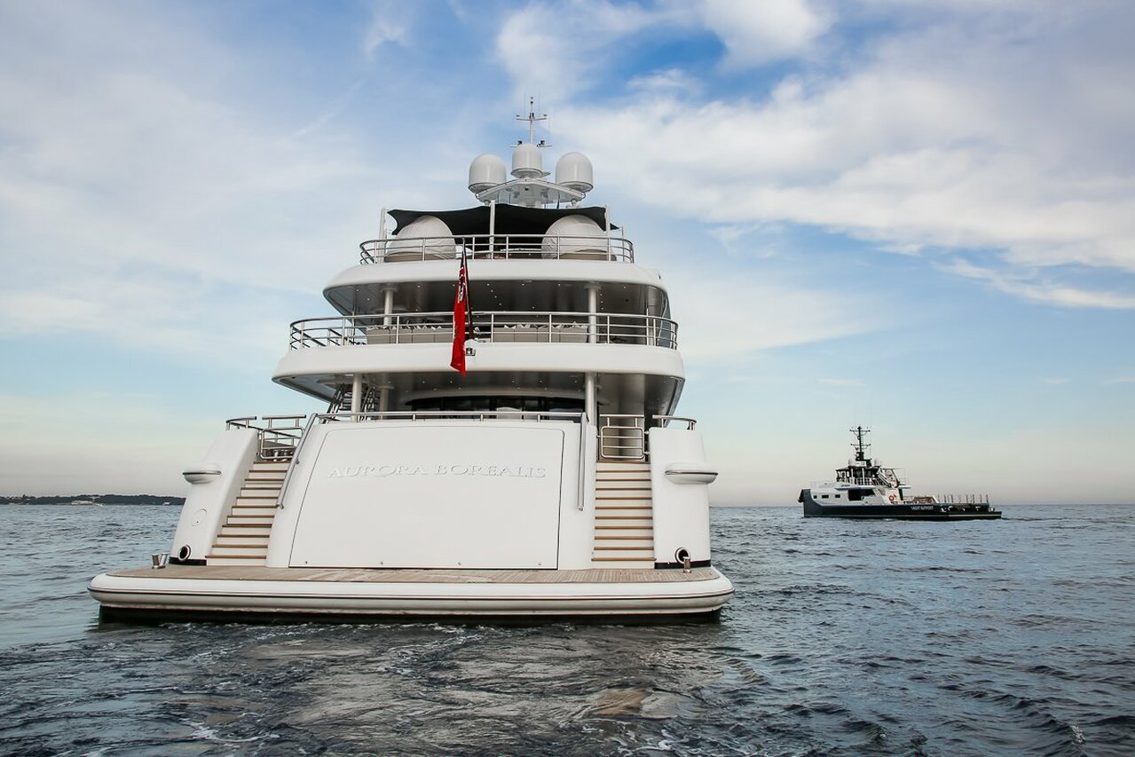 yacht Neninka – 67m – Amels – Carlos Hank Rhon 