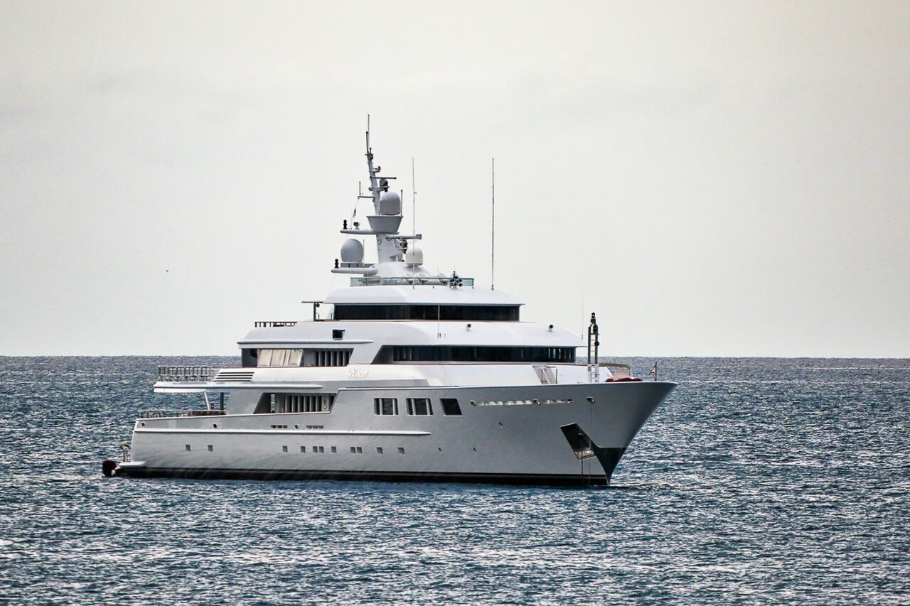 yacht Nomad - 70m - Oceanfast - George Prokopiou