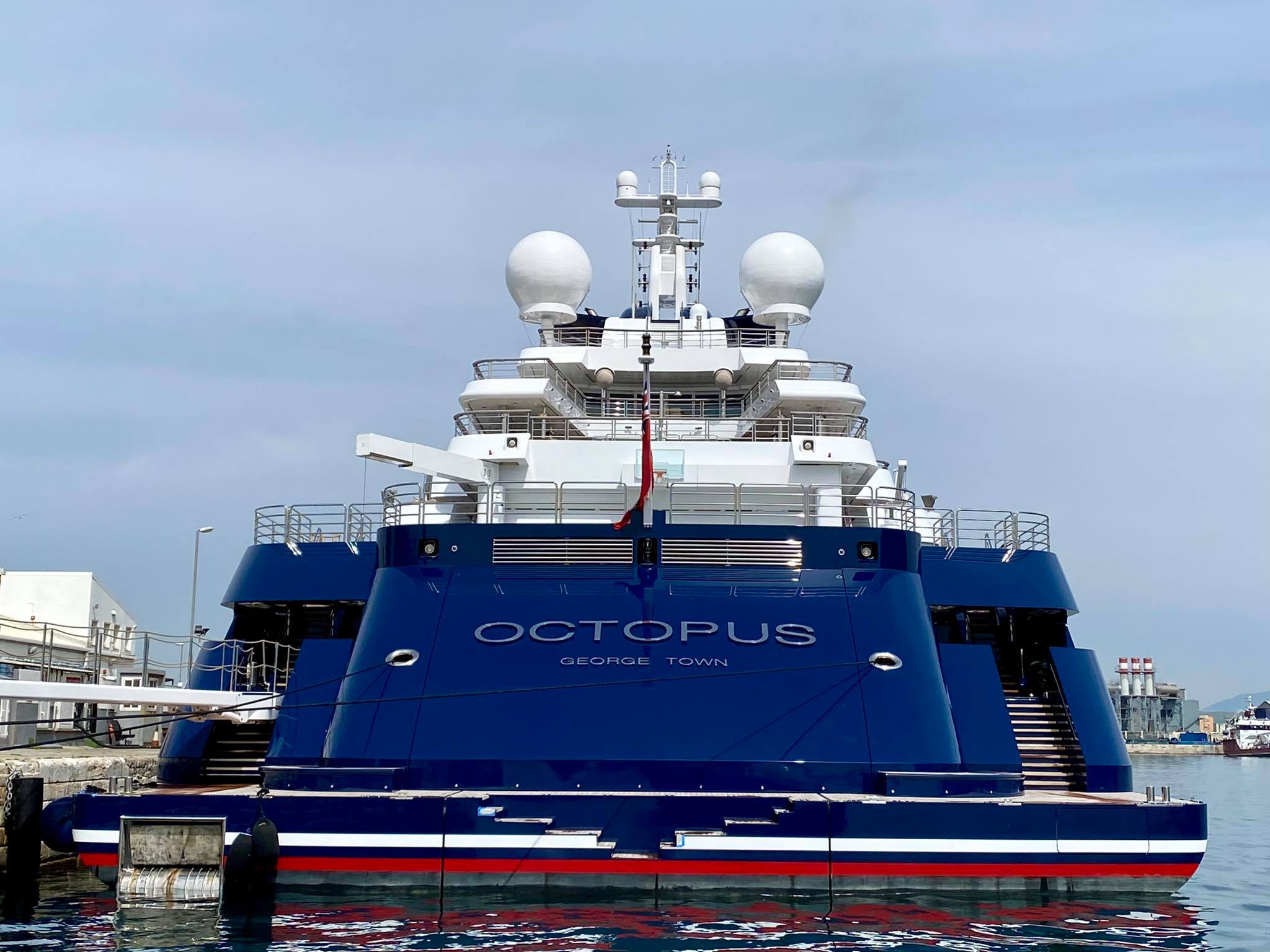 Yate Lurssen Octopus en Gibraltar