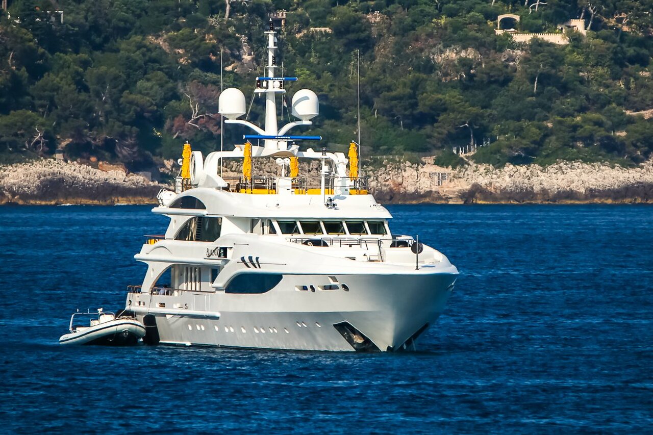 yacht Platine – 50m – Benetti – Suni Vaswani