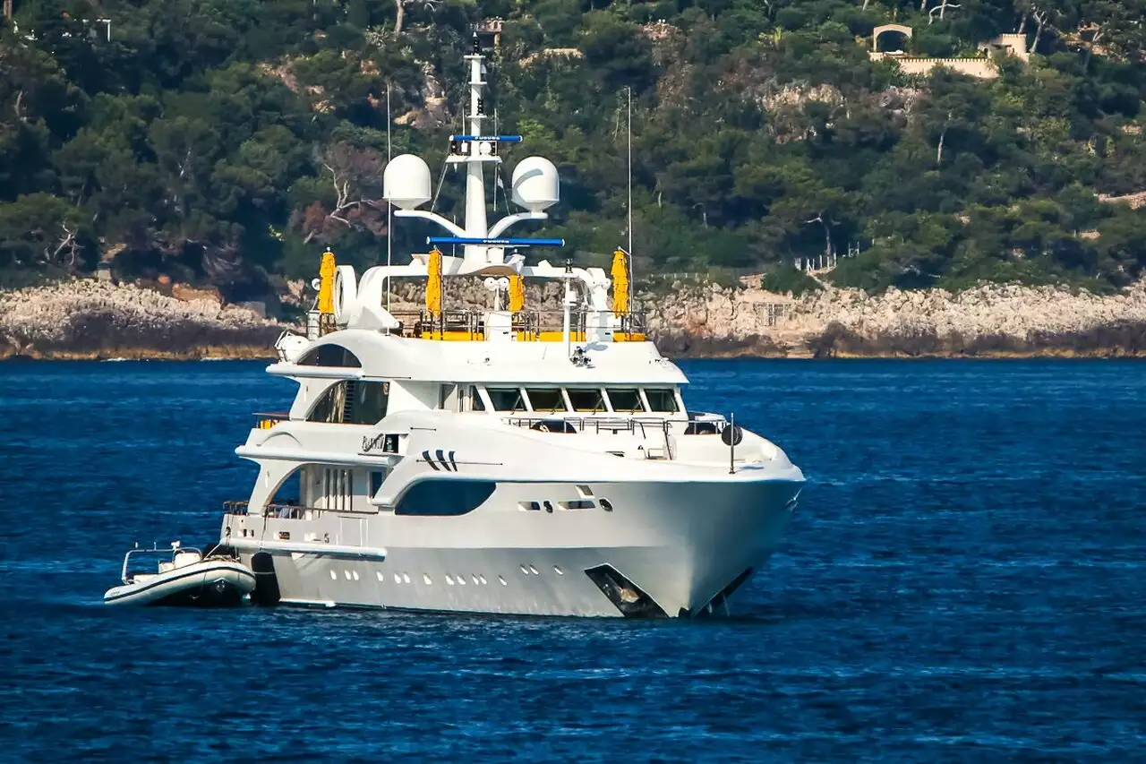 Yacht Platinum – 50m – Benetti – Suni Vaswani