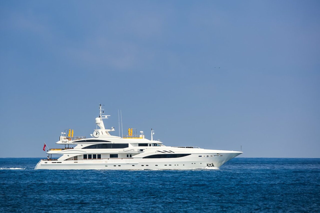 yate Platinum – 50m – Benetti – Suni Vaswani