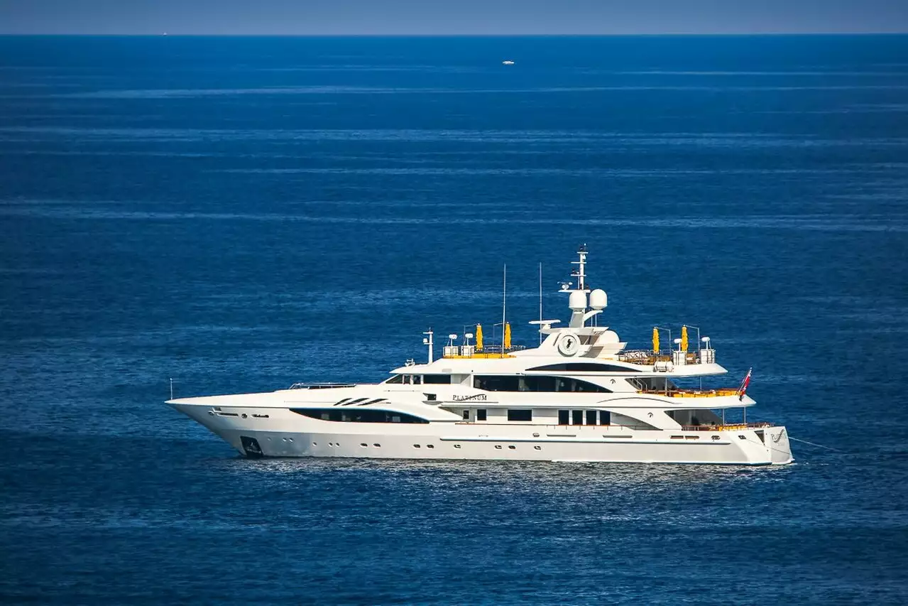 yacht Platine – 50m – Benetti – Suni Vaswani