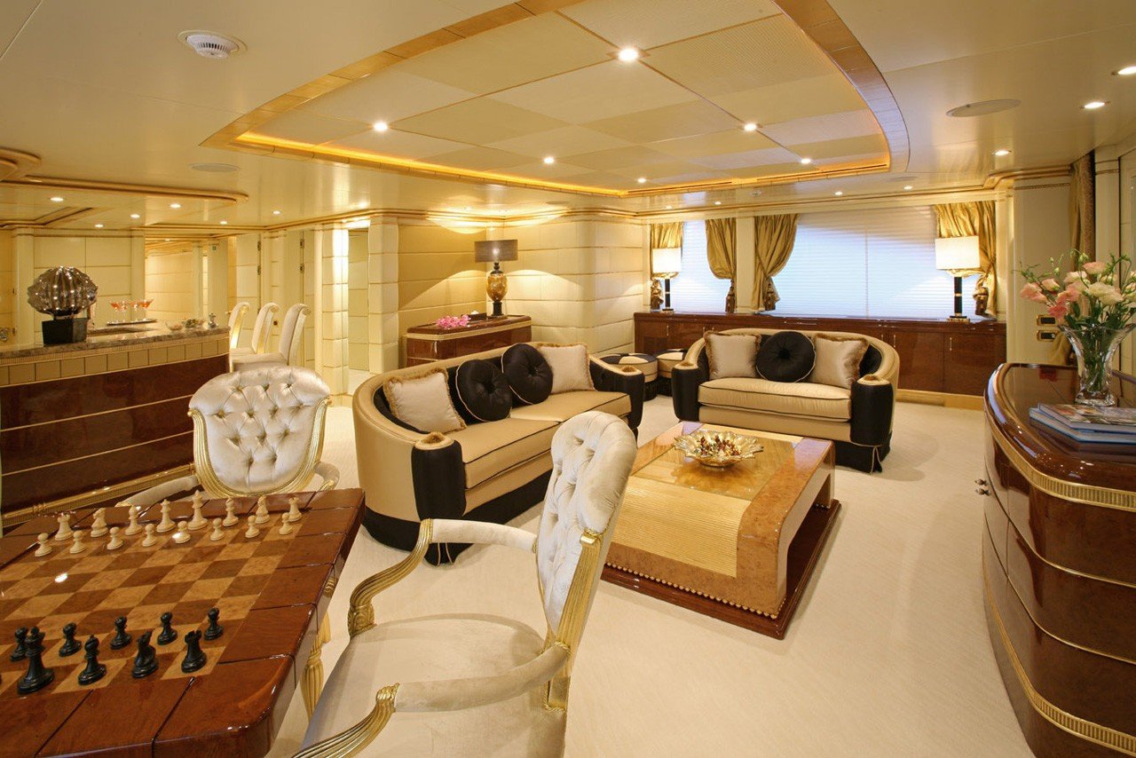 Interior del yate Platinum 