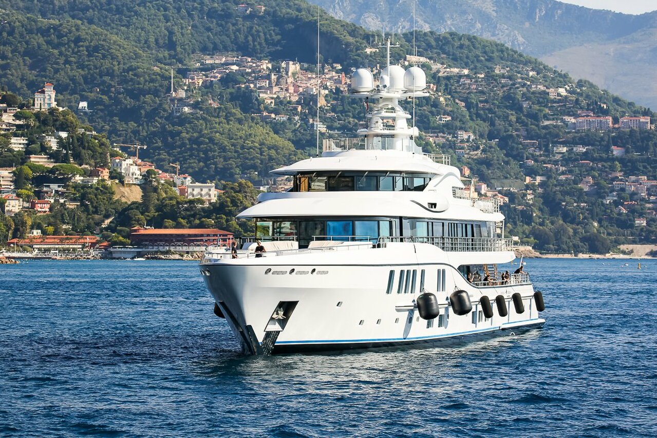 PLVS VLTRA Yacht - Amels - 2016 - Propriétaire Anatoly Kozeruk