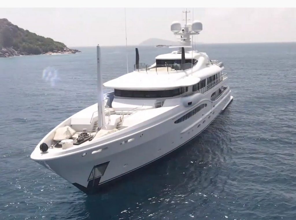 rhapsody ii yacht owner