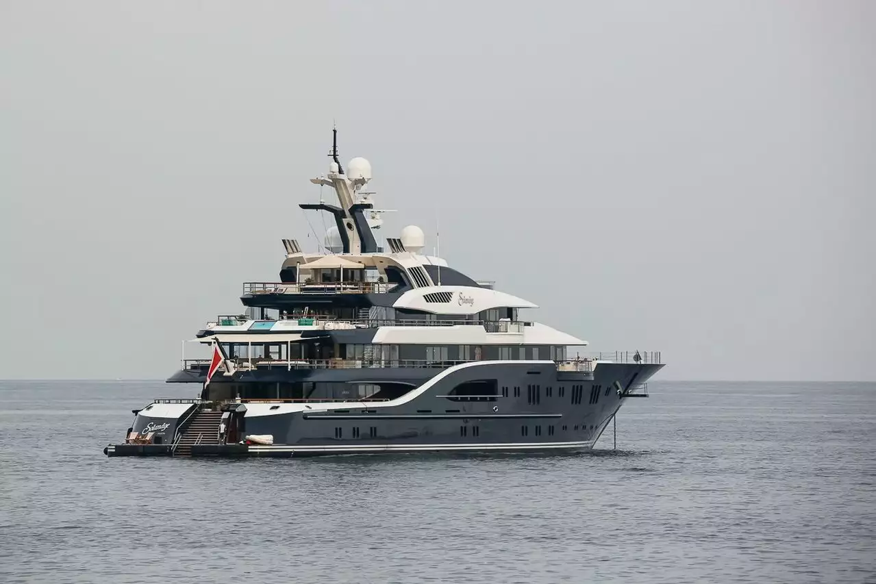 yate Solandge – 85m – Lurssen – Príncipe Muqrin bin Abdulaziz