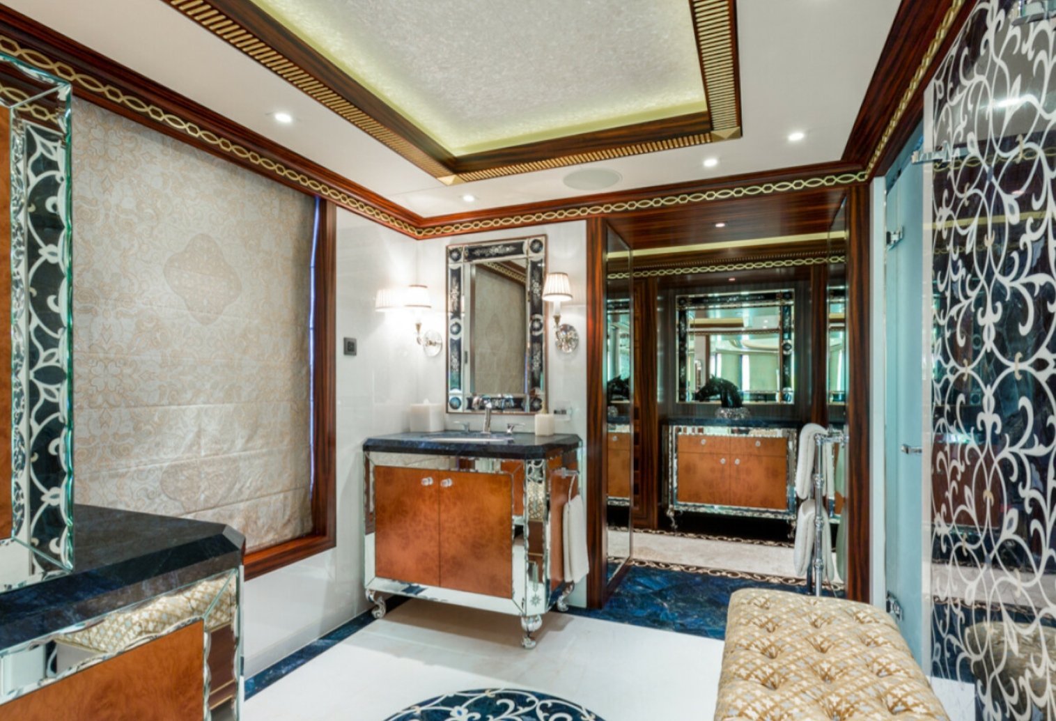 solandge yacht interior