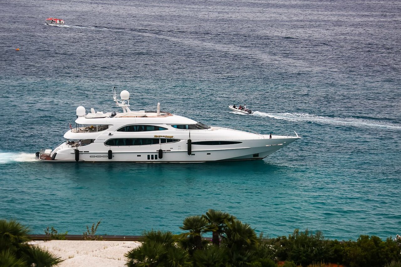 motor yacht world is not enough