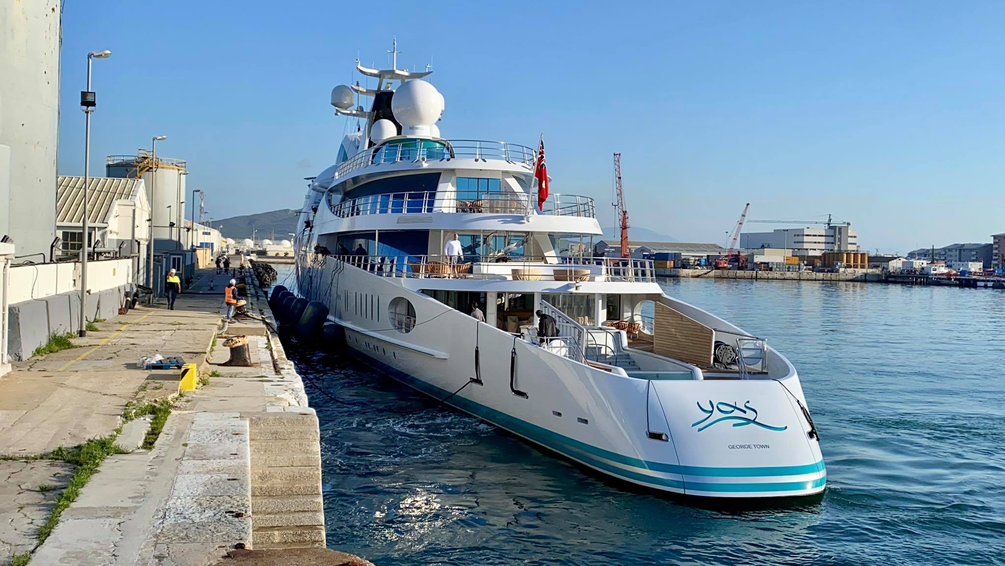 yacht YAS – 2013 – Sheikh Hamdan bin Zayed al Nahyan