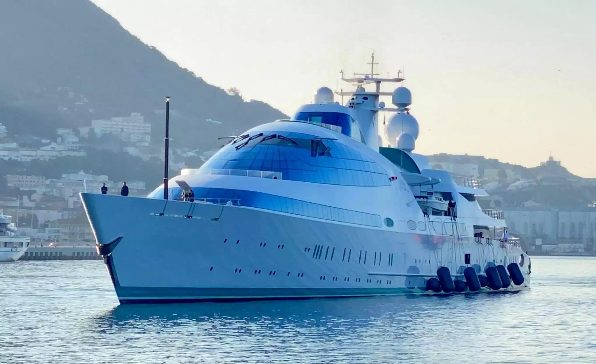 YAS Yacht • Koninklijke Schelde • 1981 • ਮਾਲਕ ਸ਼ੇਖ ਹਮਦਾਨ ਬਿਨ ਜ਼ੈਦ ਅਲ ਨਾਹਯਾਨ