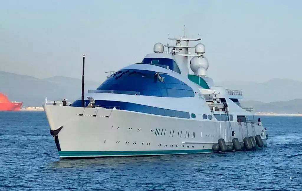 YAS Yacht • Koninklijke Schelde • 1981 • Owner Sheikh Hamdan bin Zayed al Nahyan