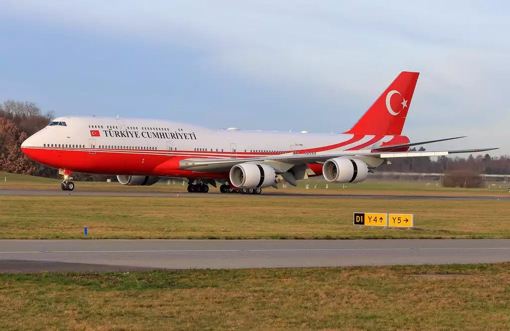 TC-TRK Boeing 747 BBJ Gobierno turco 