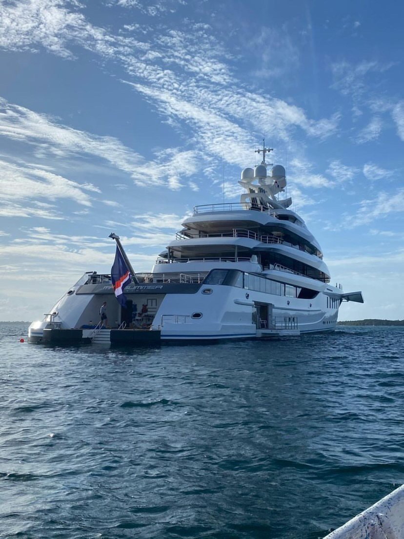 Bill Gates à bord du yacht Madsummer près de Panama