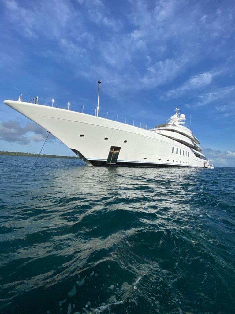 Bill Gates yacht Madsummer Panama