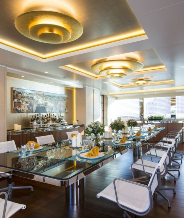 aquijo yacht interior