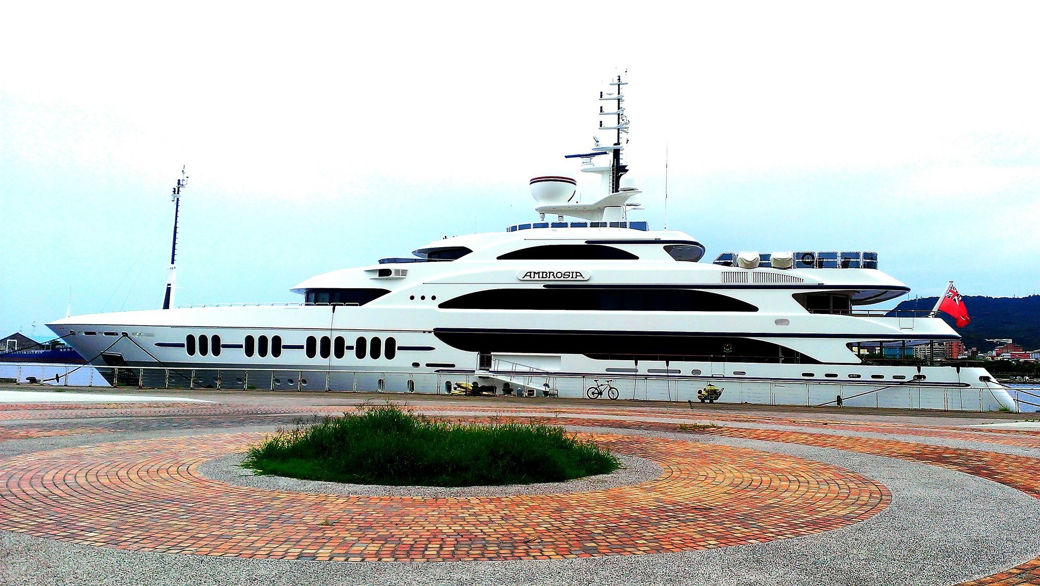 яхта Ambrosia – Benetti – 2006 – Ambrous Young