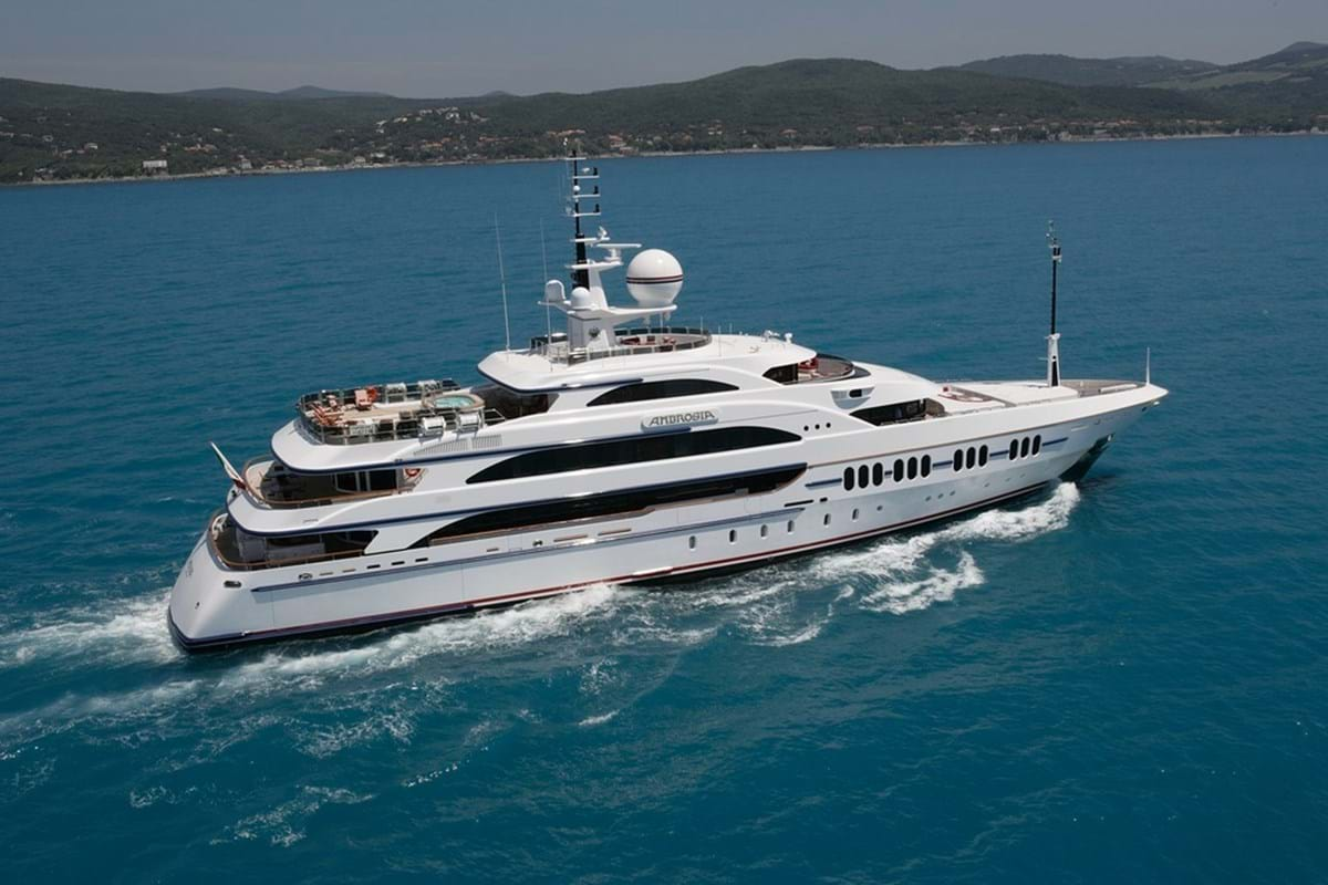 yate Ambrosia – Benetti – 2006 – Ambrous Young