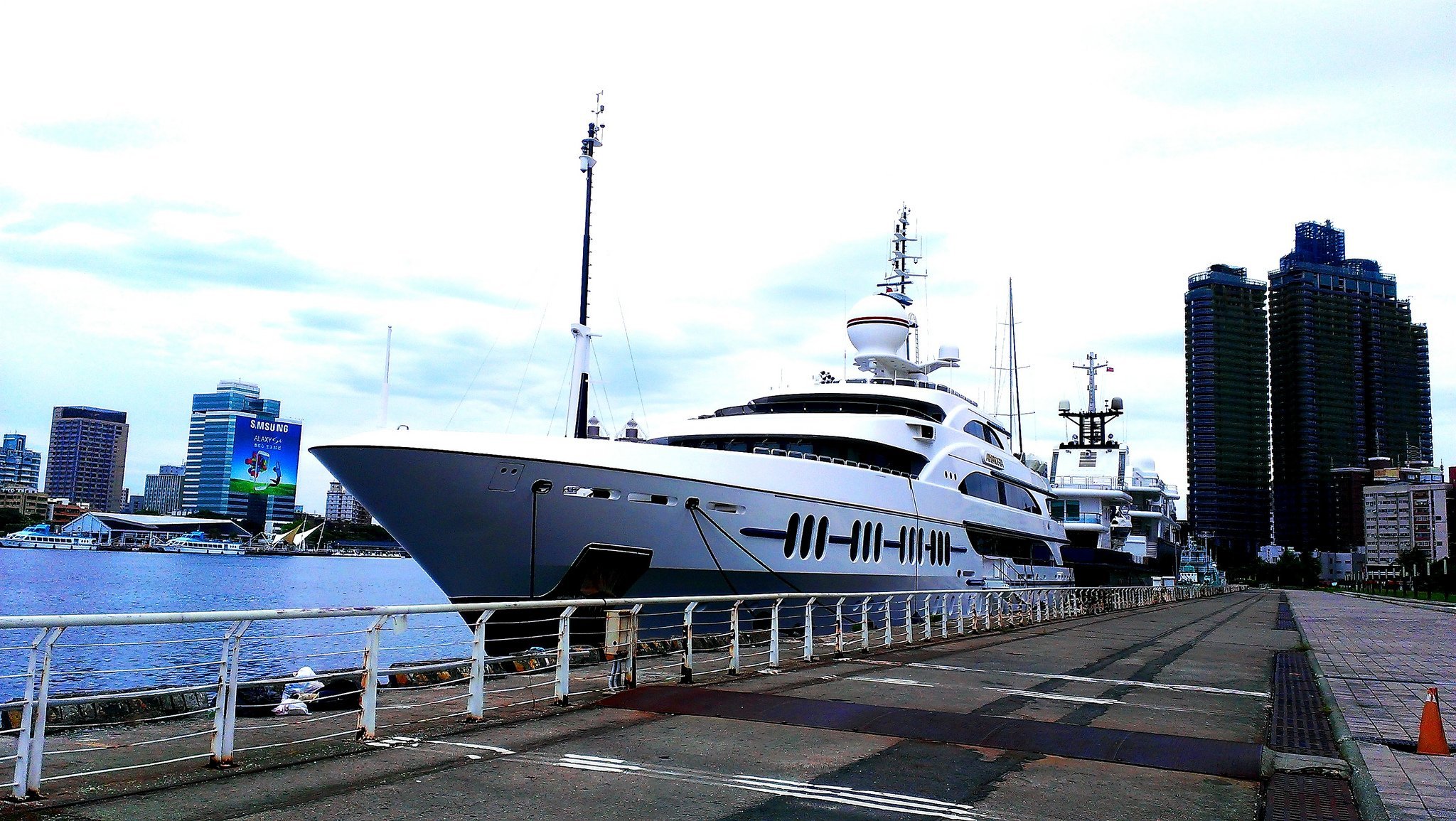 yacht Ambrosia – Benetti – 2006 – Ambrous Young