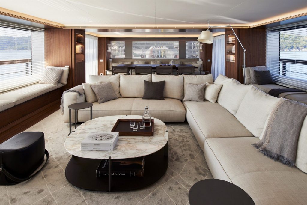 amo yacht interior