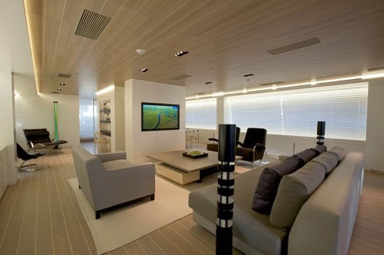 yacht Baracuda Valetta interior 