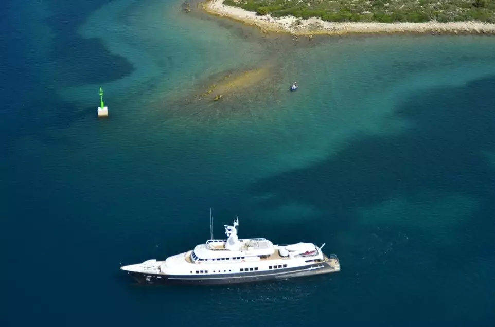 yacht Berzinc – Astilleros de Mallorca – 1977 – Bernard van Milders