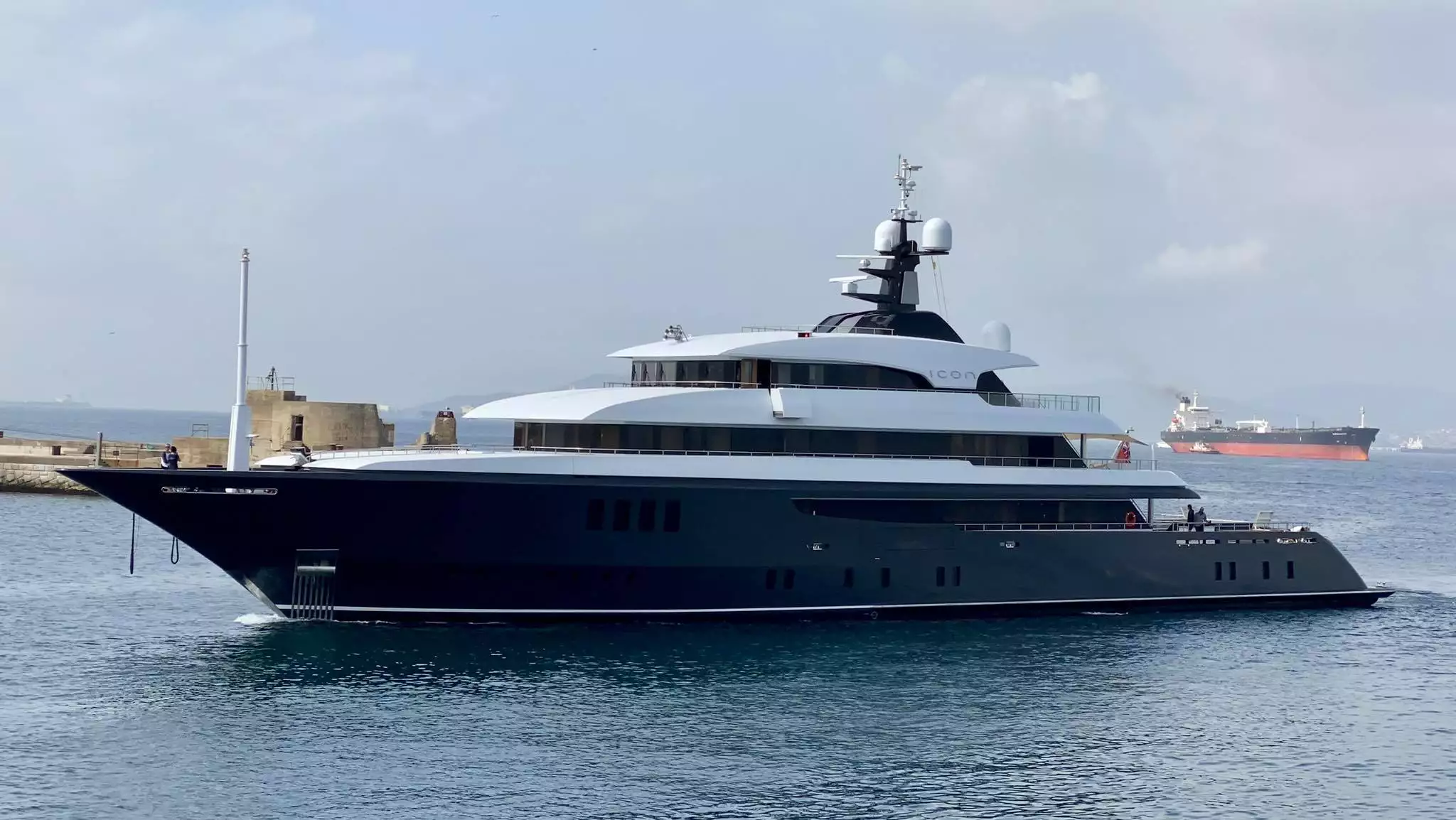 ICON Yacht • Icon Yachts • 2009 • Proprietario Paul Coulson