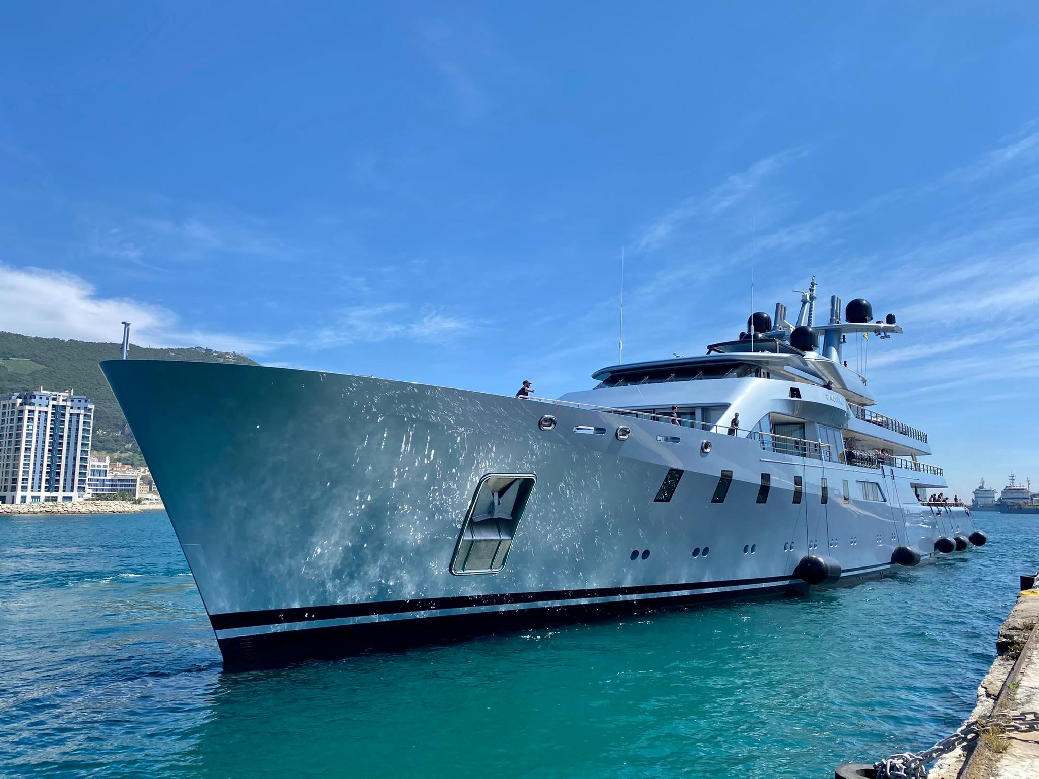 яхта Pacific – Lurssen – 2010 – Леонид Михельсон 