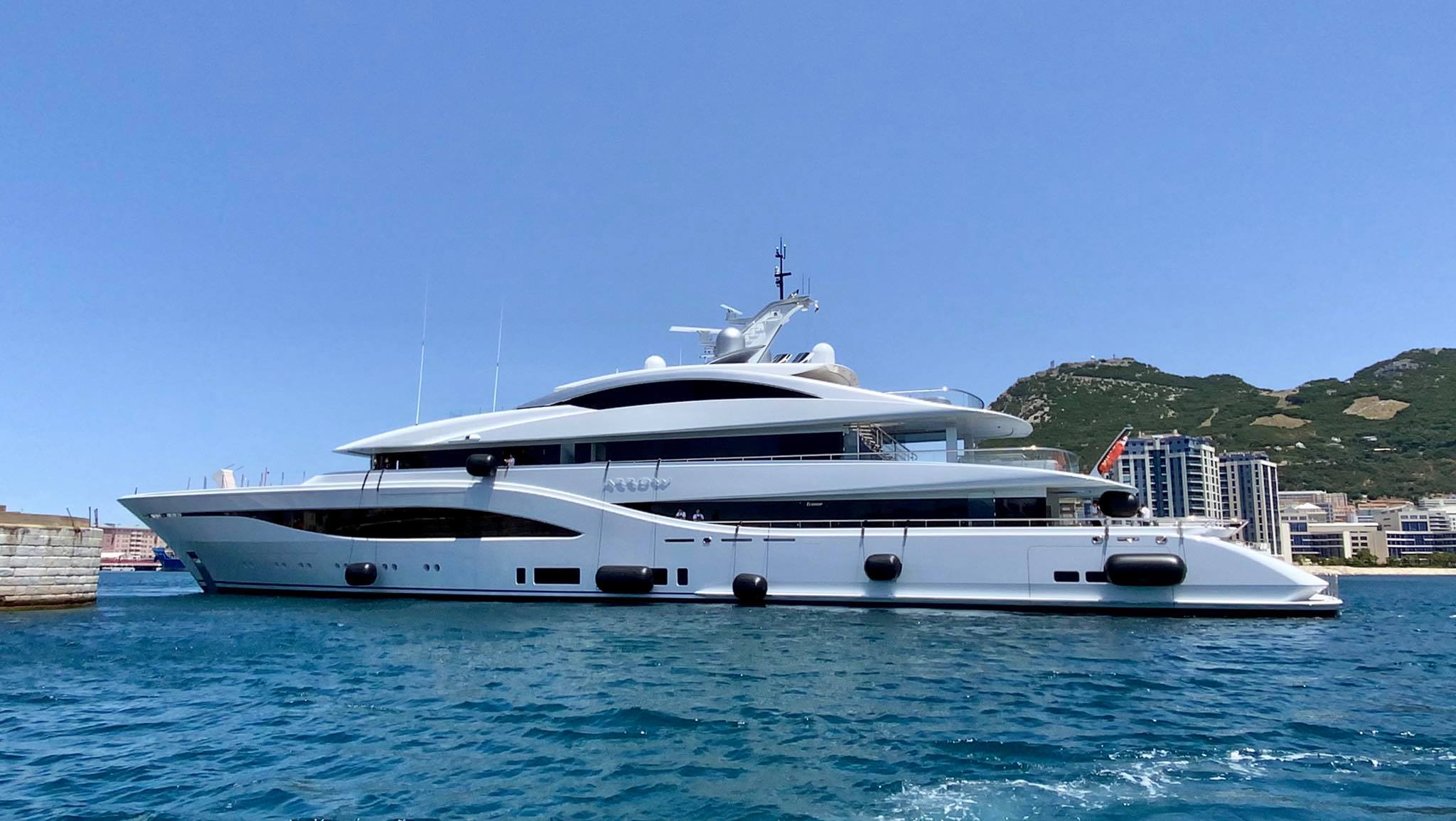 ARROW Yacht • Feadship • 2020 • owner Michael Platt 