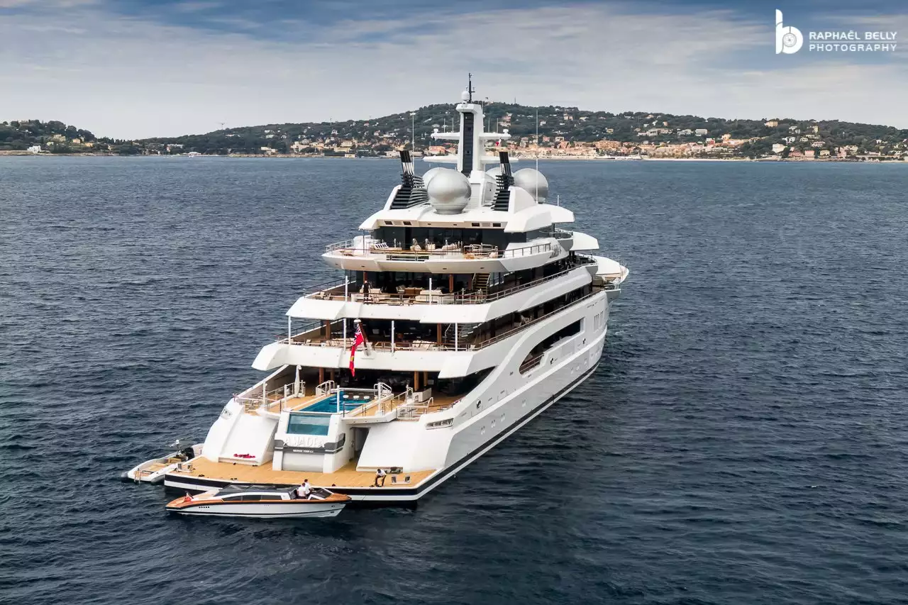 AMADEA Yacht • Lurssen • 2017 • Propriétaire Suleiman Kerimov