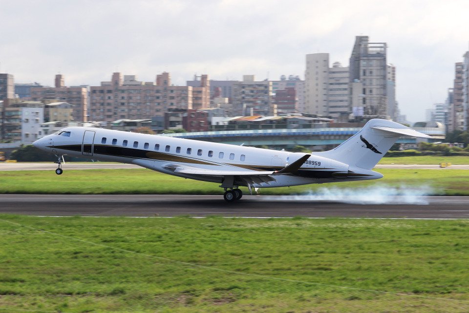 N88959 – Bombardier Global 7500 – Samuel Yin – Ruentex