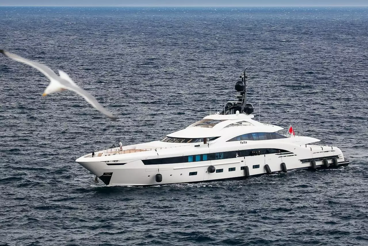 Yacht Yalla – CRN – 2014 – propriétaire Naquib Sawiris