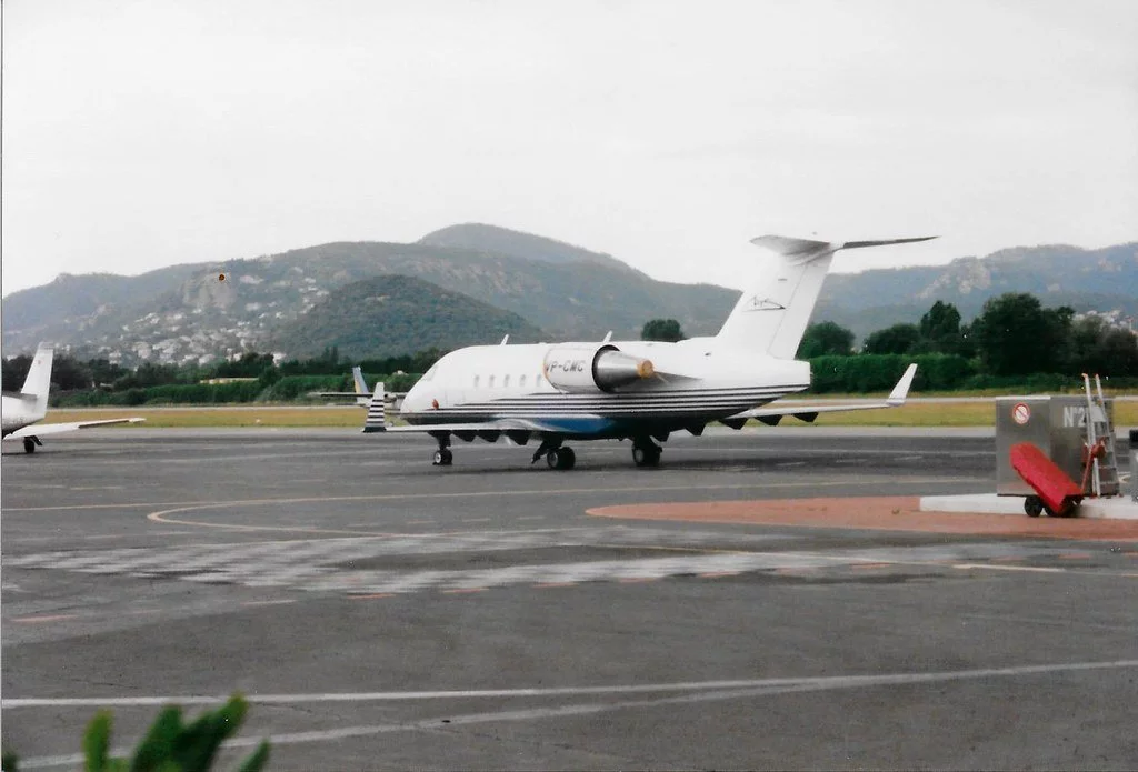 2P-CBS • Bombardier Challenger • Beny Steinmetz özel jeti 